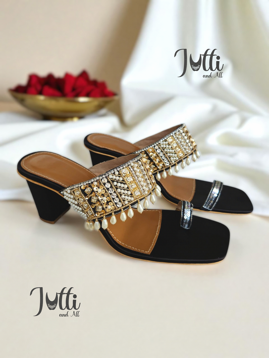Zohra Black Heels