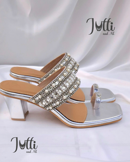 Silver Kohlapuri Heels