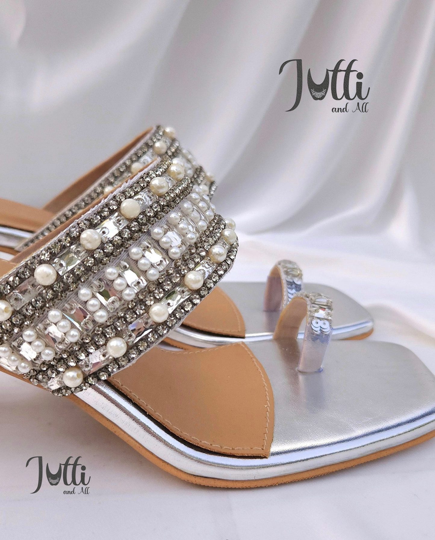 Silver Kohlapuri Heels