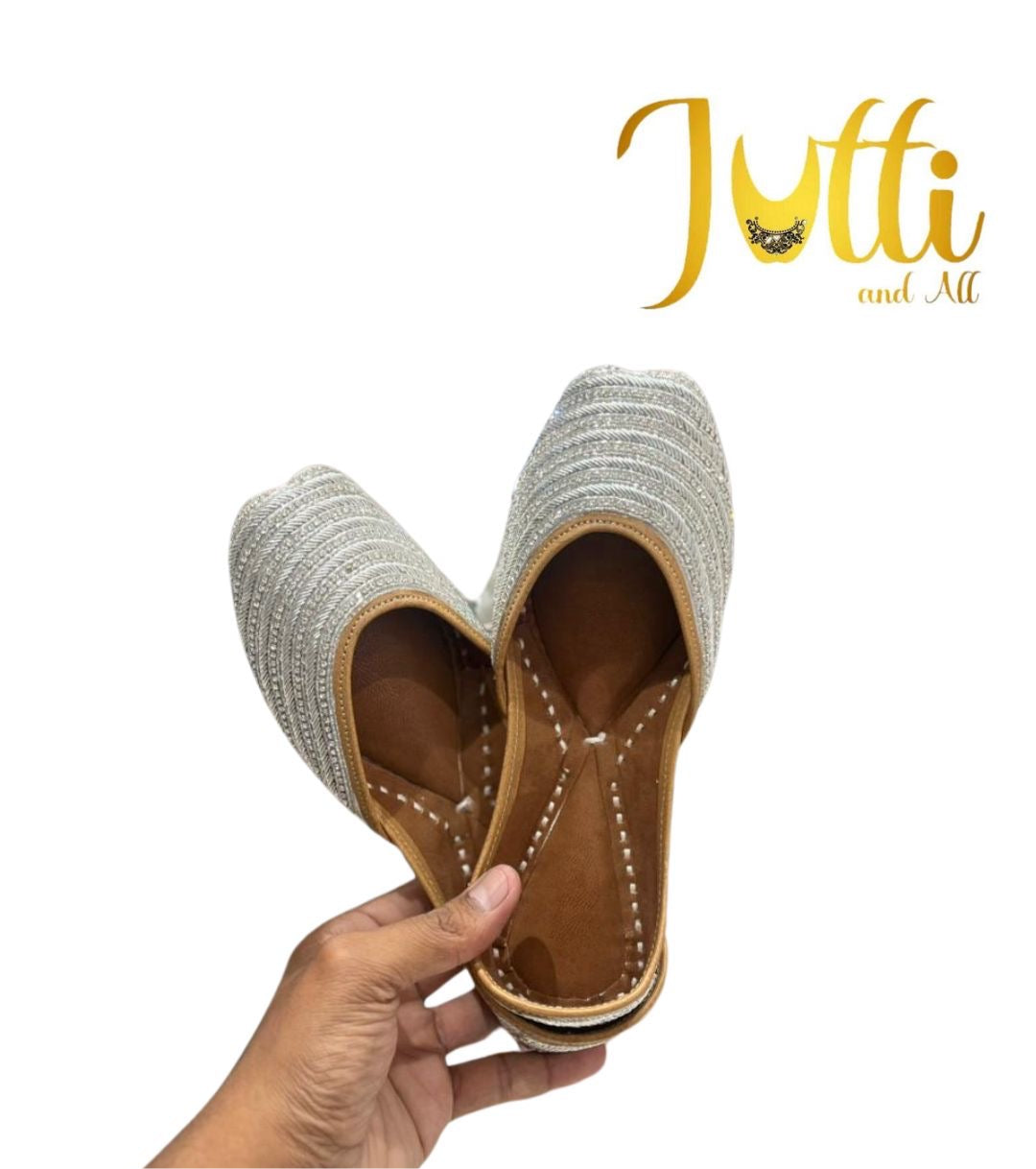 Silver Jutti